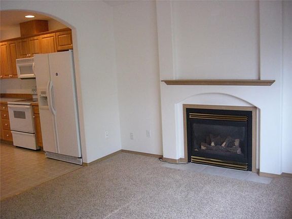 5th image of 5306 112th Pl NE