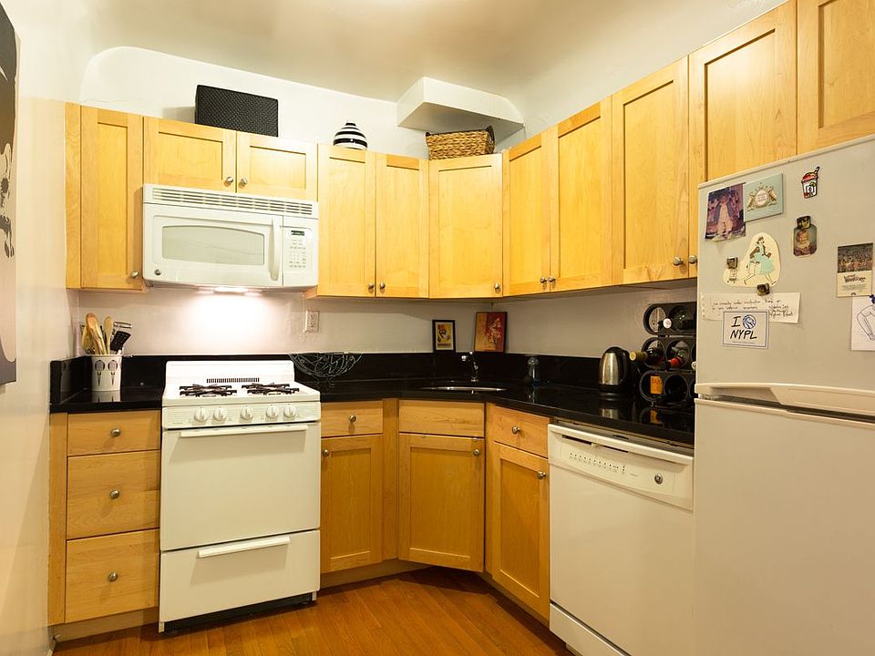 2nd image of 859 President St APT 1F