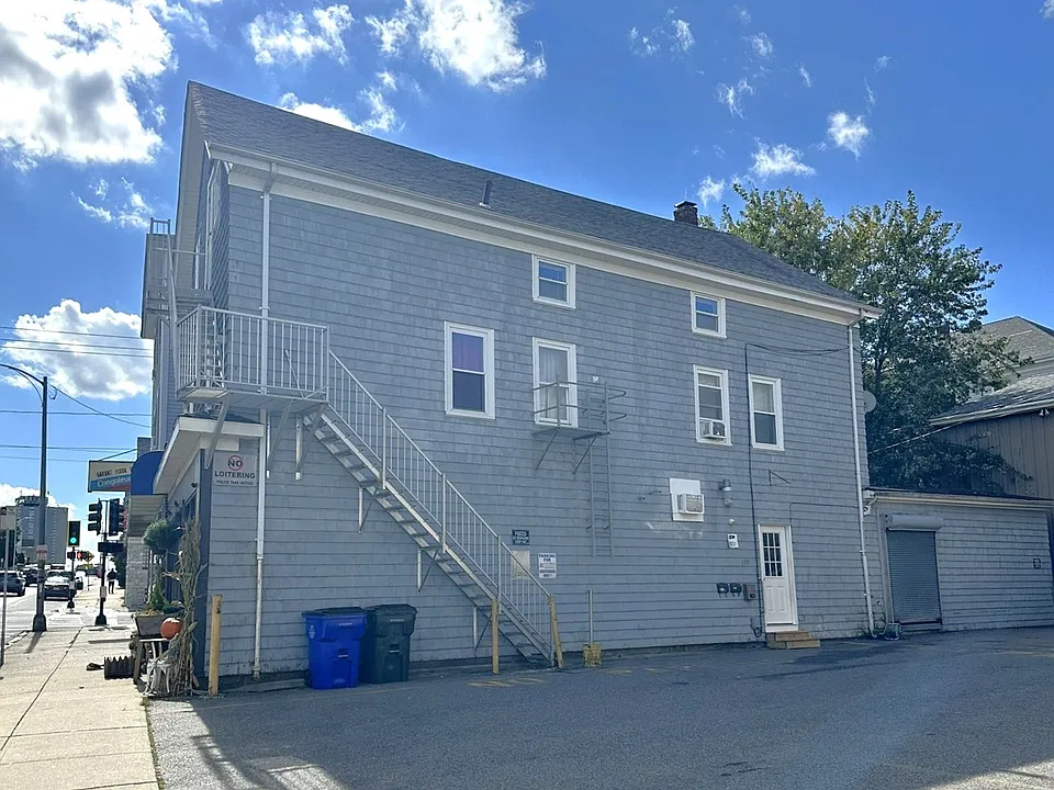 1791 S Main St #3
