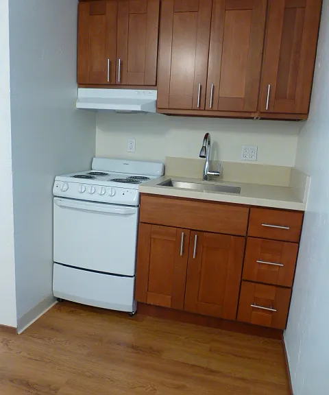 410 Bellevue — Photo 4