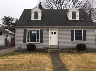 606 Burroughs Ave, Flint, MI 48507