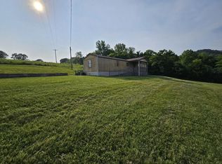 2744 Gladdice Hwy, Whitleyville, TN 38588