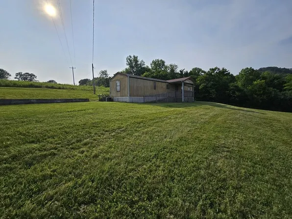 2744 Gladdice Hwy, Whitleyville, TN 38588