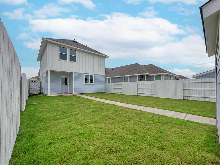 158 Daylily Dr — Photo 34