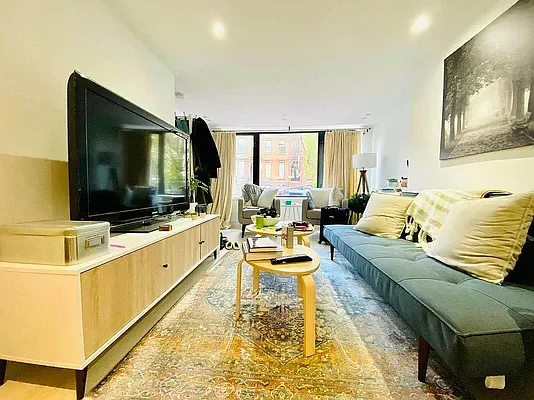 Rented by GROOME REALTY LLC | media 18