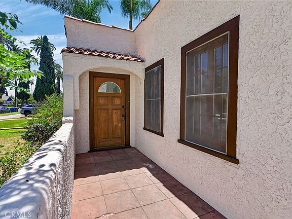 5th image of 3956 Beechwood Pl