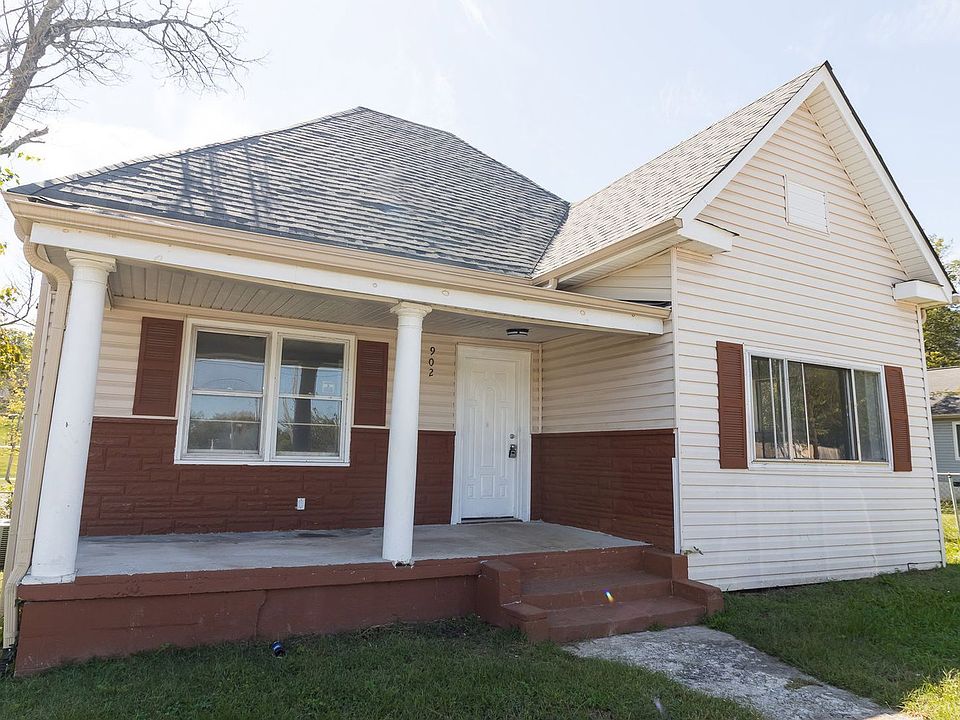 1st image of 902 W 38th St