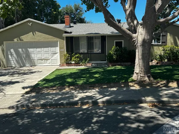 313 Parkwood Drive, Vallejo, CA 94591