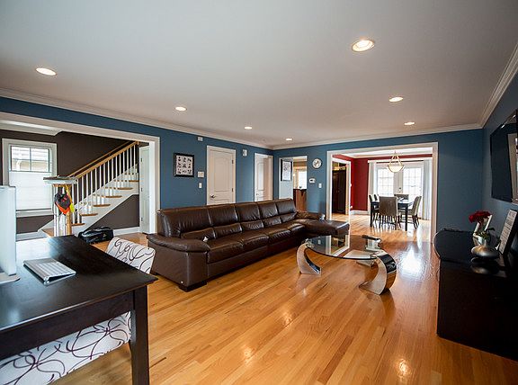 2nd image of 4745 N Oriole Ave