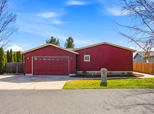 658 NE Shoshone Dr, Redmond, OR