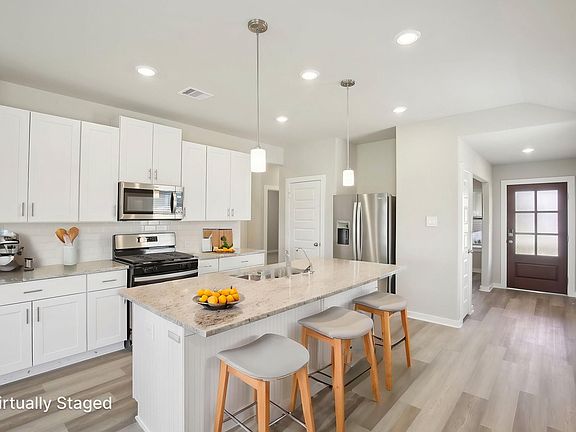 The Pinnacle floorplan in Landing Meadows of New Caney, TX.