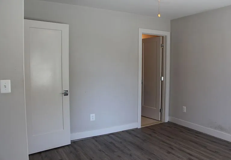 916 N Buchanan Ct — Photo 12