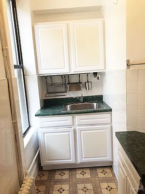 Rented by Robert Agee Realty | media 19