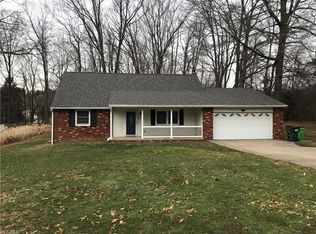 405 Neptune Dr, Akron, OH 44319