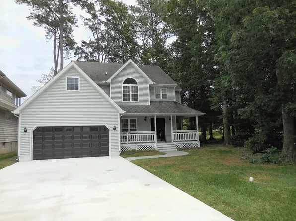 10903 Player Ln, Berlin, MD 21811