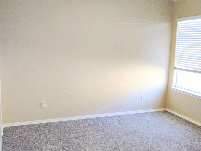 10819 Barker Gate Ct — Photo 20