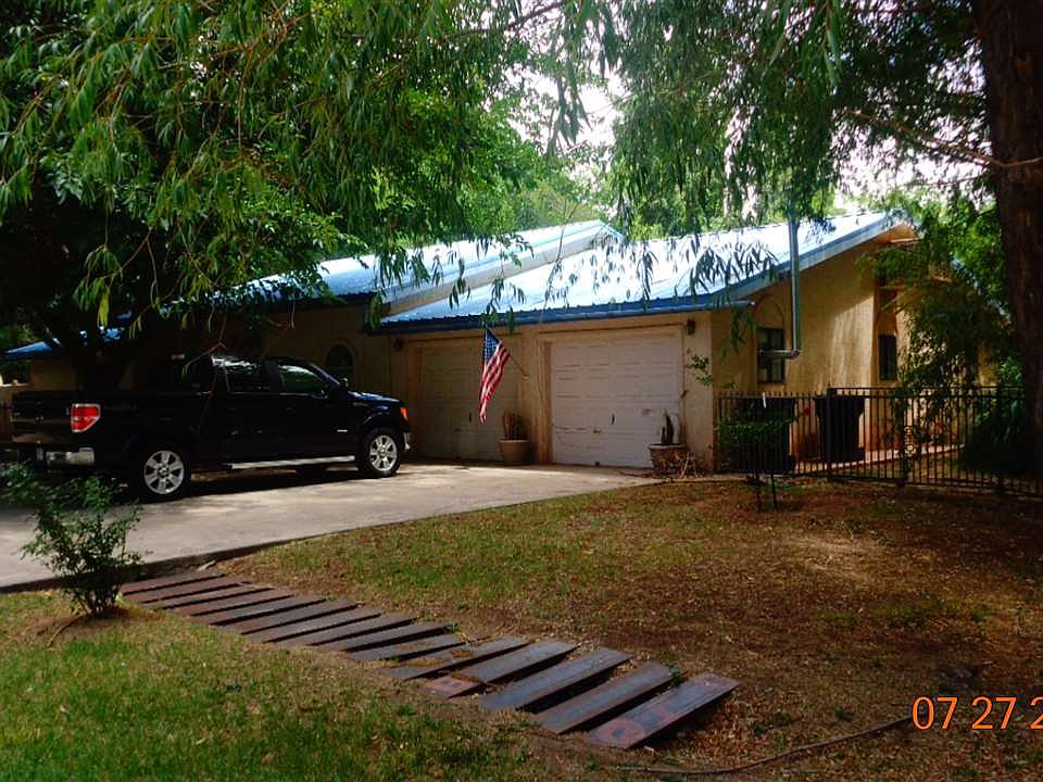 1st image of 707 Granado St