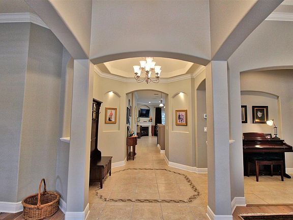 5th image of 2045 Heritage Cir