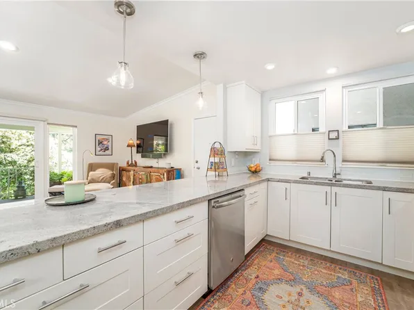 76 Calle Aragon Unit Q, Laguna Woods, CA 92637