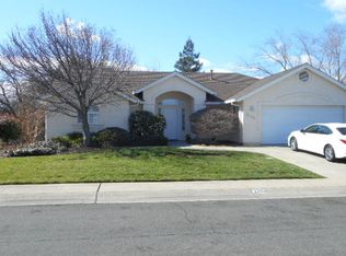 2268 Adirondack Dr, Redding, CA 96001