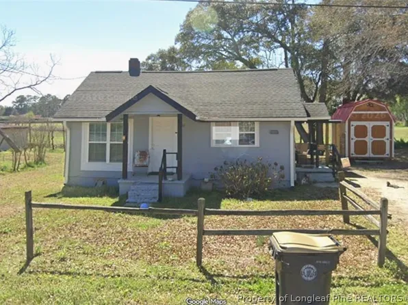 507 W 5th St, Pembroke, NC 28372