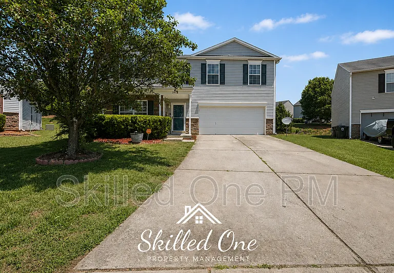 3914 Jack Pine Ct — Photo 2