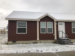 9 2nd Ave W, Ray, ND 58849