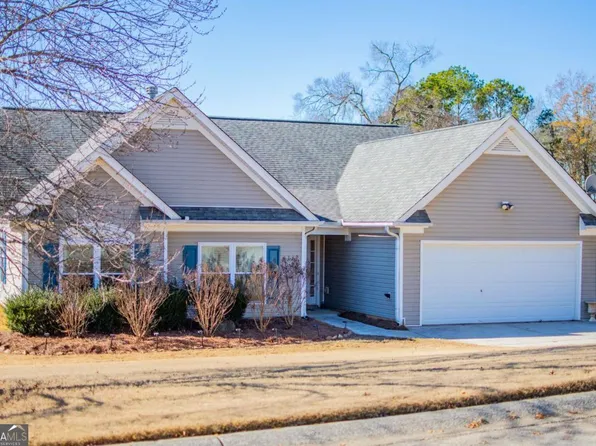 226 Hampton Oaks Cir, Villa Rica, GA 30180