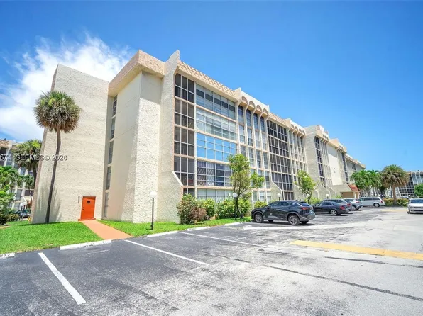 701 Three Islands Blvd, Hallandale, FL