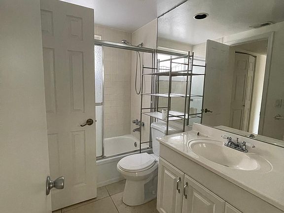 3rd image of 8101 Camino Real APT 415