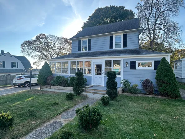 58 Surf Ave, Warwick, RI 02889