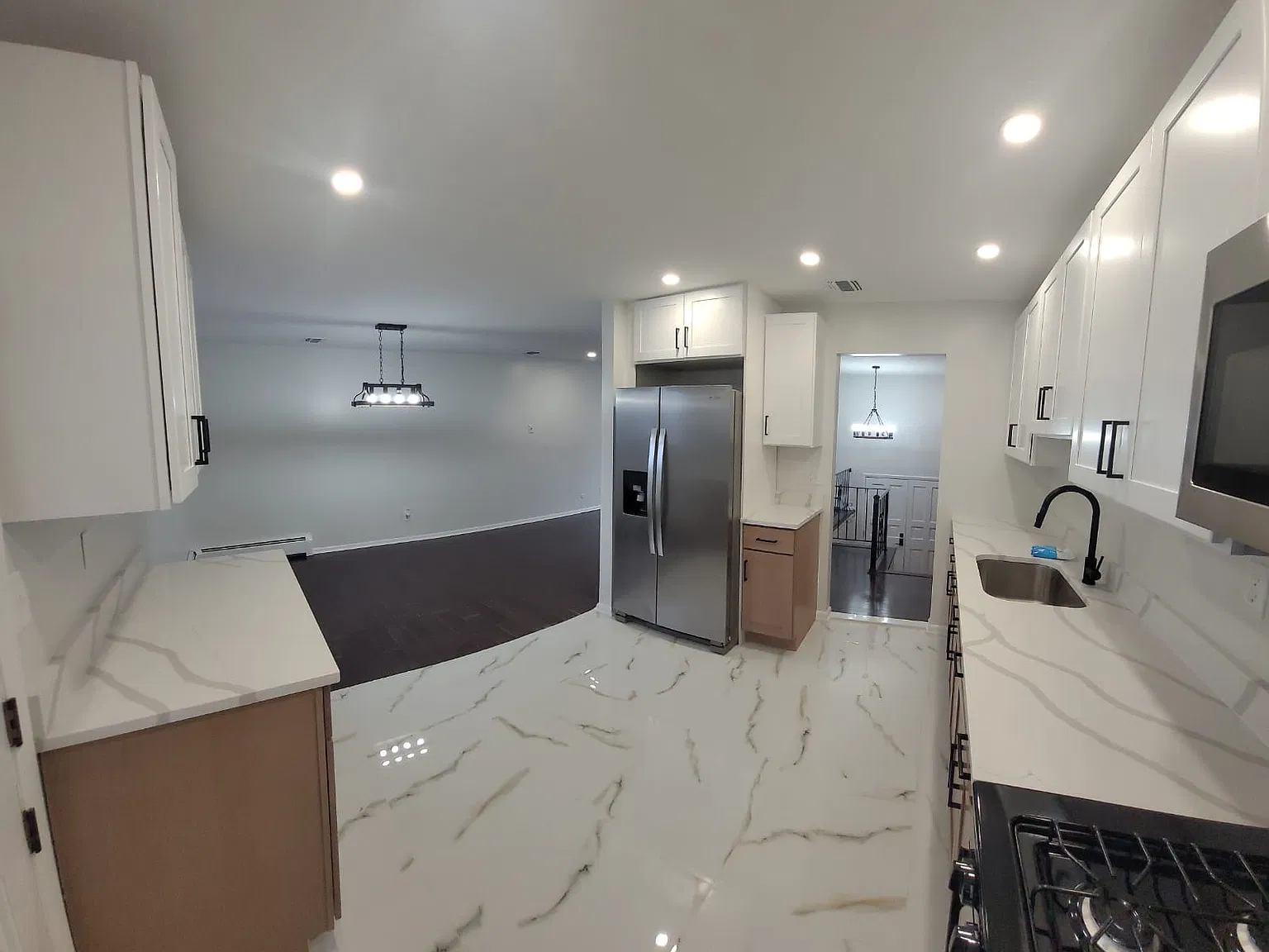 4 bed, 1780 sqft, $3,600 — Photo 3