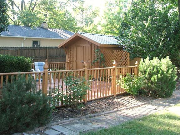 2nd image of 3530 Echo Hill Ln