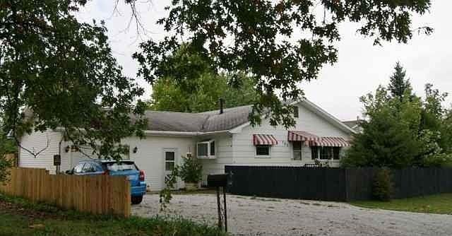 1st image of 703 S East St