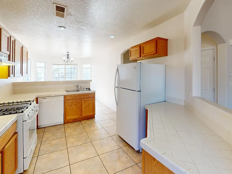 6812 Glenturret Way NE — Photo 7