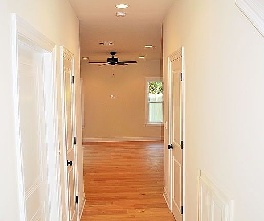 3rd image of 2530 N 11th Ave