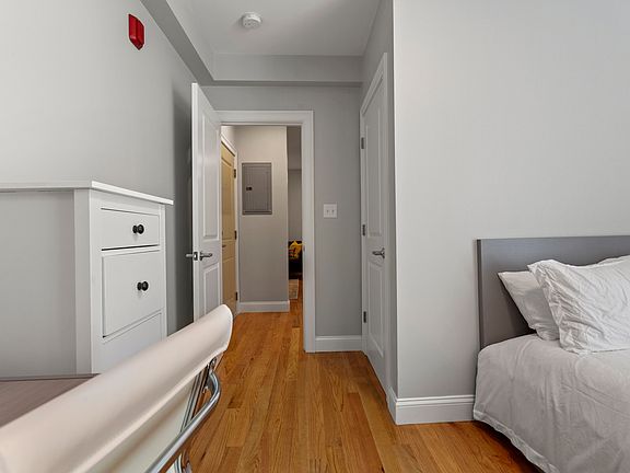 2nd image of 9 Hancock St #1