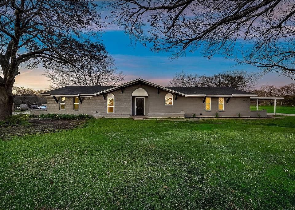 1st image of 102 Westlawn Dr
