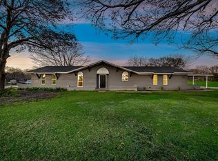 102 Westlawn Dr, Ovilla, TX 75154