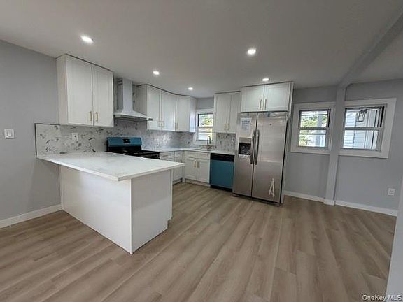 4th image of 60 Center Avenue