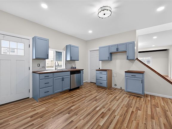 4th image of 419 29th St