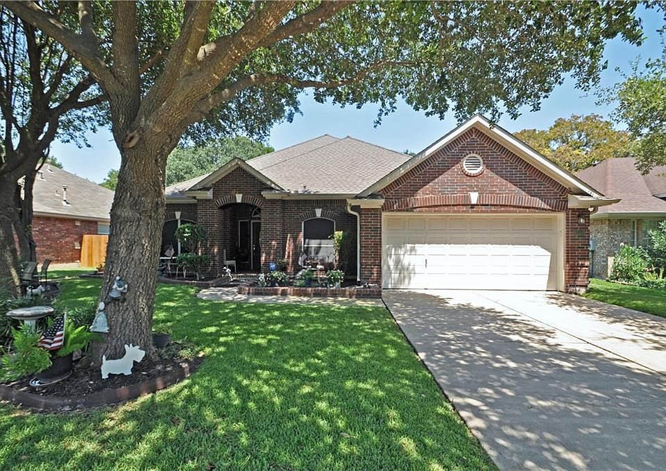 1st image of 4213 Kingsburg Dr