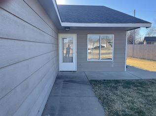 1063 E Karla Ave #1, Haysville, KS 67060