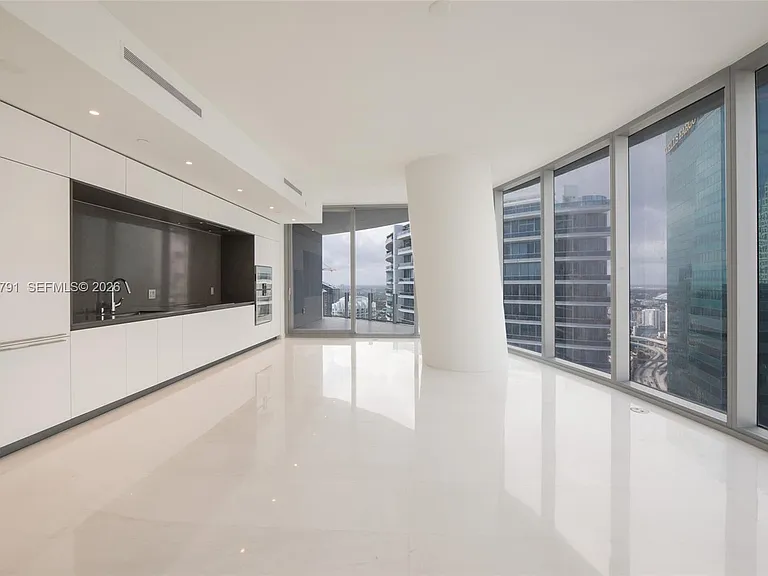 300 Biscayne Boulevard Way #4708W — Photo 7