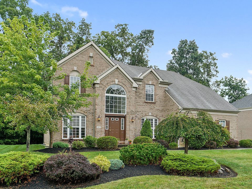 2nd image of 467 Forest Edge Dr