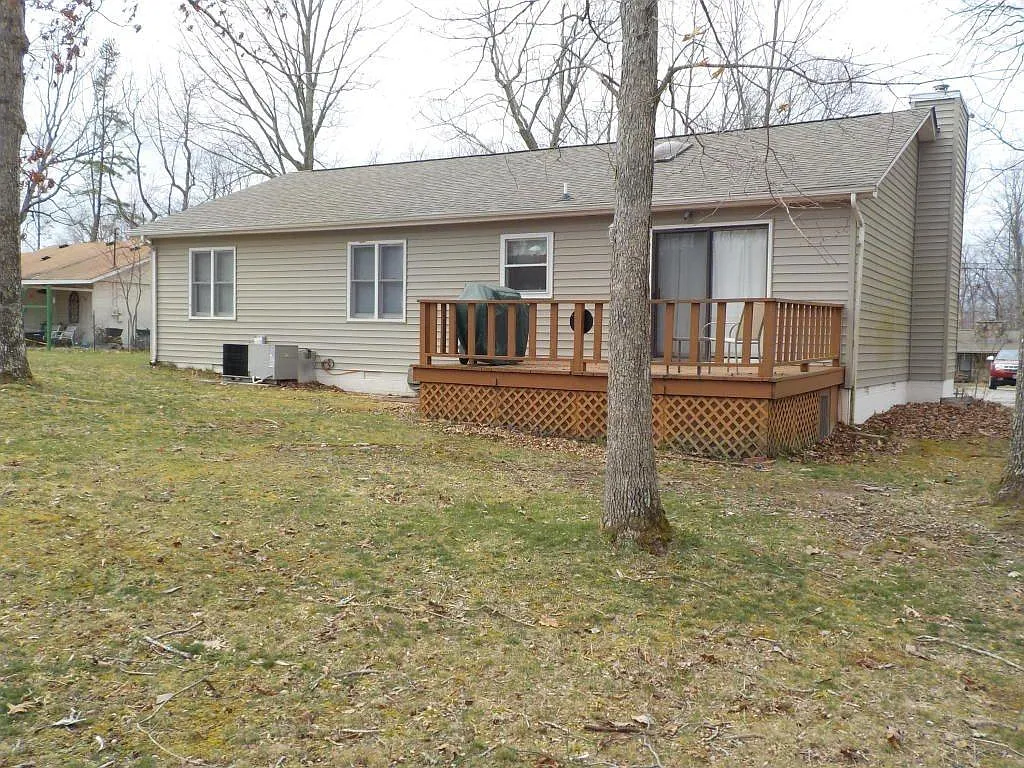 3 bed, 1470 sqft, $1,750 — Photo 2