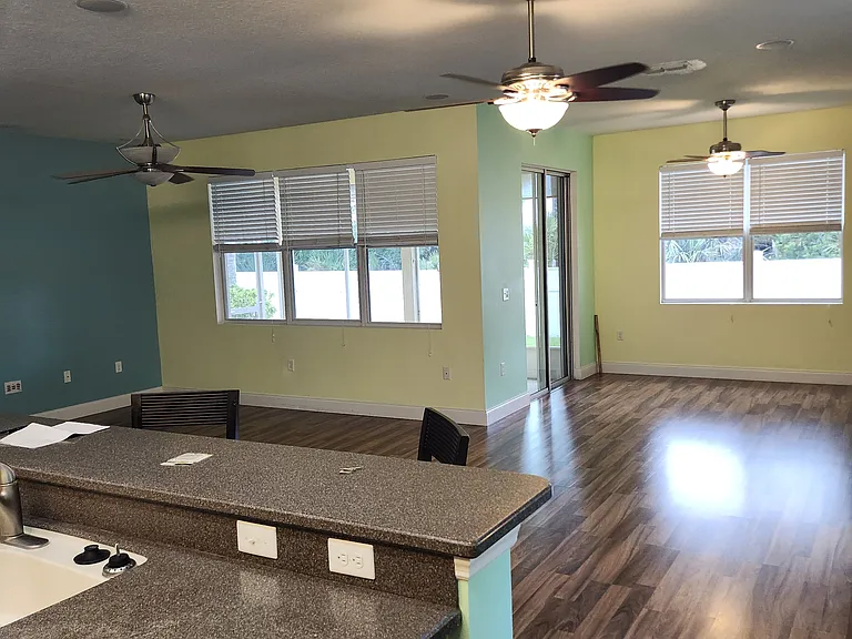 528 Aeolian Dr — Photo 20