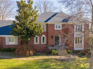 4015 Woodstone Dr, Floyds Knobs, IN 47119