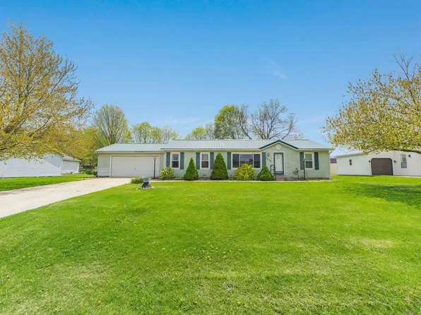 1673 N Vicky Ln, Warsaw, IN 46582