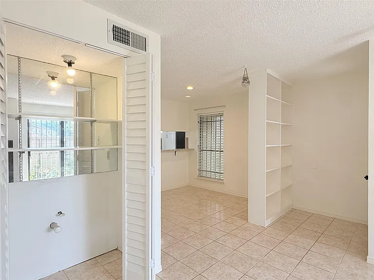 6701 Sands Point Dr #36 — Photo 13